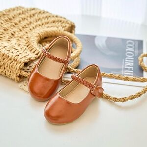 ESTINE Little Girls Brown Mary Jane Flats w/ Braided Strap Size 10
